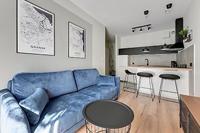 Aura by Downtown Apartments