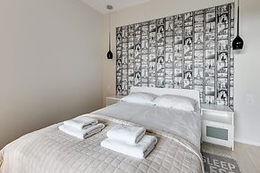 Aura by Downtown Apartments