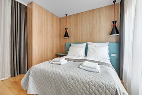 Aura by Downtown Apartments