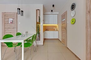 Aura by Downtown Apartments