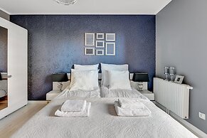 Aura by Downtown Apartments