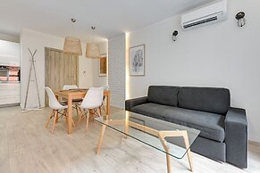 Aura by Downtown Apartments