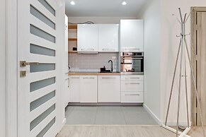 Aura by Downtown Apartments