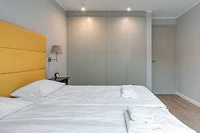 Aura by Downtown Apartments