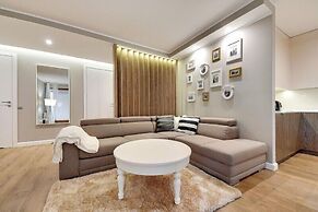 Aura by Downtown Apartments