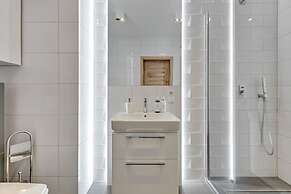 Aura by Downtown Apartments