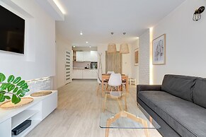 Aura by Downtown Apartments