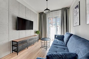 Aura by Downtown Apartments