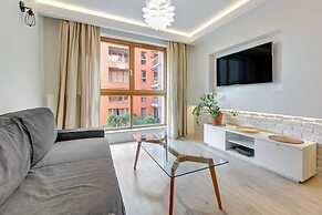 Aura by Downtown Apartments