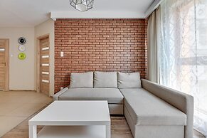 Aura by Downtown Apartments