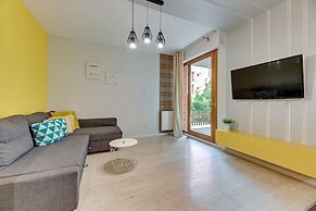 Aura by Downtown Apartments