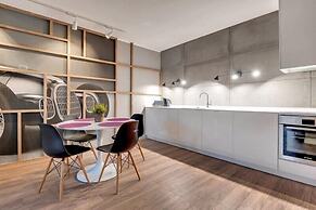 Aura by Downtown Apartments