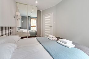 Aura by Downtown Apartments