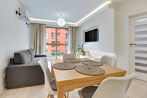 Aura by Downtown Apartments