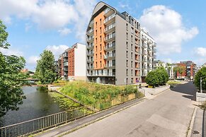 Aura by Downtown Apartments