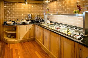 Allingham Arms Hotel