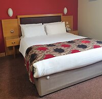 Allingham Arms Hotel