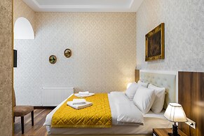 Ornament Hotel
