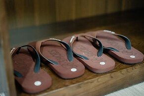 Vincent Halong Hotel