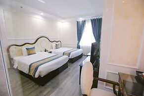 Vincent Halong Hotel