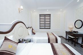 Vincent Halong Hotel