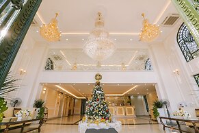 Vincent Halong Hotel