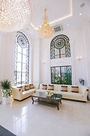 Vincent Halong Hotel