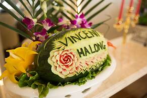 Vincent Halong Hotel