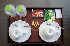 Vincent Halong Hotel