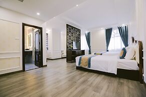 Vincent Halong Hotel