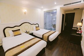 Vincent Halong Hotel