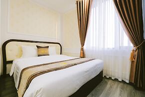 Vincent Halong Hotel