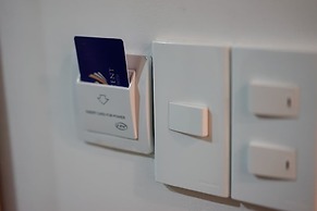 Vincent Halong Hotel