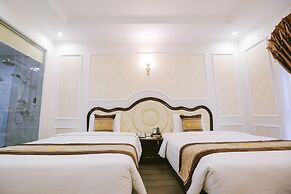 Vincent Halong Hotel