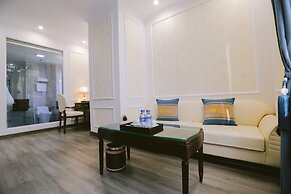 Vincent Halong Hotel