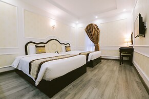 Vincent Halong Hotel