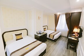 Vincent Halong Hotel