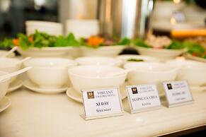 Vincent Halong Hotel