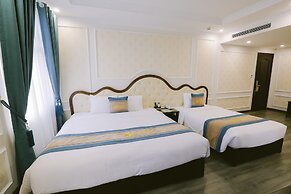 Vincent Halong Hotel