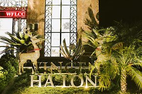 Vincent Halong Hotel