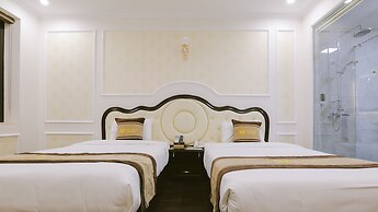 Vincent Halong Hotel