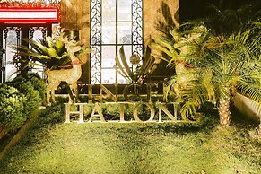 Vincent Halong Hotel