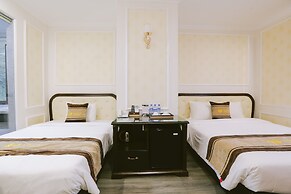 Vincent Halong Hotel