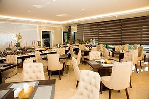 Vincent Halong Hotel