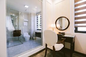 Vincent Halong Hotel