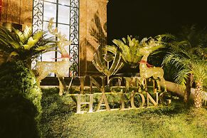 Vincent Halong Hotel