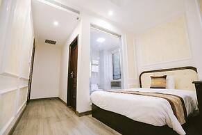 Vincent Halong Hotel