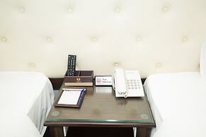 Vincent Halong Hotel