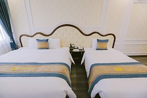 Vincent Halong Hotel