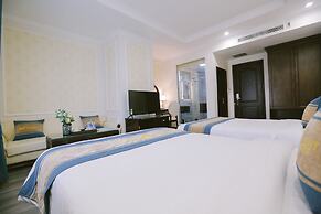 Vincent Halong Hotel